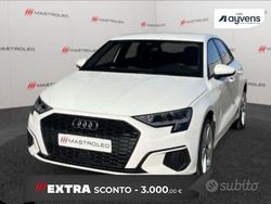 Bianco Usata 2023 Audi A3 Business Tre volumi | 27.900 € (Buon prezzo)