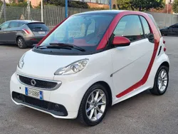 Bianco Usata 2014 Smart ForTwo Coupé Passion Due volumi | 5000 € (Ottimo prezzo)