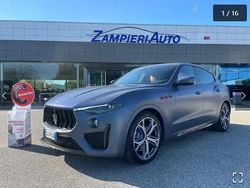 Usata 2022 Maserati Levante SUV | 58.970 € (Super prezzo)