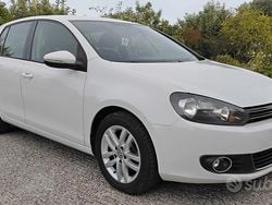 Bianco Usata 2012 VW Golf VII Highline Tre volumi | 6900 € (Cara)