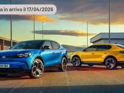 Argento Usata 2024 Ford Capri Extended Range SUV | 42.610 €