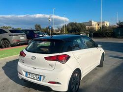 Usata 2017 Hyundai i20 Tre volumi | 8500 €