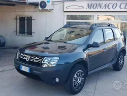 Grigio Usata 2015 Dacia Duster Lauréate SUV | 9900 € (Cara)