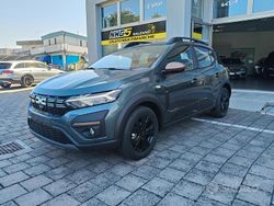 Verde Nuova 2025 Dacia Sandero Extreme Due volumi | 17.900 € (Buon prezzo)