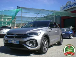 Argento(met.) Usata 2023 VW T-Roc R-line SUV | 26.250 € (Molto cara)