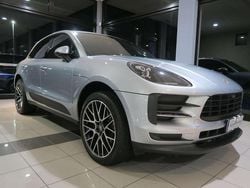 Argento met Usata 2021 Porsche Macan SUV | 56.900 € (Ottimo prezzo)