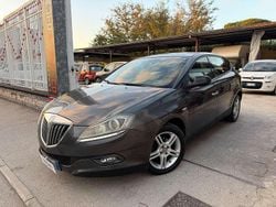 Grigio Usata 2009 Lancia Delta Due volumi | 2850 € (Buon prezzo)