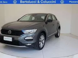 Grigio metallizzato Usata 2021 VW T-Roc Style SUV | 22.900 € (Buon prezzo)