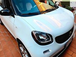 Bianco Usata 2015 Smart ForFour Passion Due volumi | 8000 € (Buon prezzo)
