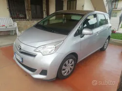 Usata 2013 Toyota Verso-S Monovolume | 3100 € (Super prezzo)