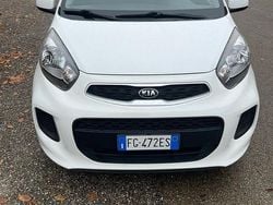 Bianco Usata 2017 Kia Picanto Due volumi | 7400 € (Buon prezzo)
