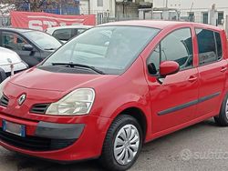 Rosso Usata 2011 Renault Modus Dynamique Monovolume | 1990 € (Ottimo prezzo)