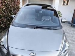 Usata 2016 Kia Carens Monovolume | 8490 € (Buon prezzo)
