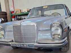 Argento Usata 1967 Mercedes 250 SE Tre volumi | 6500 €