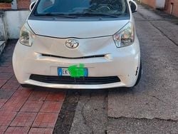 Bianco Usata 2009 Toyota iQ Due volumi | 5600 €
