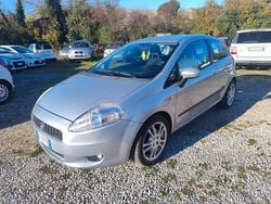 Grigio Usata 2008 Fiat Grande Punto Sport Due volumi | 2800 € (Buon prezzo)