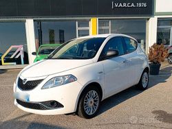 Bianco Usata 2017 Lancia Ypsilon Gold Due volumi | 7700 € (Buon prezzo)