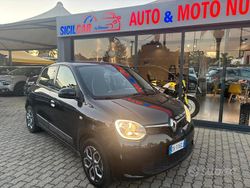 Nero Usata 2024 Renault Twingo Urban Night Due volumi | 14.900 € (Molto cara)