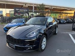 Blu Usata 2017 Porsche Macan SUV | 36.990 € (Buon prezzo)