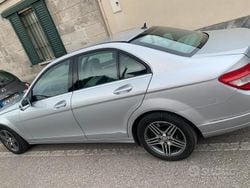 Grigio Usata 2010 Mercedes C200 Tre volumi | 7300 € (Cara)