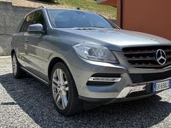 Grigio Usata 2011 Mercedes ML250 SUV | 15.000 € (Buon prezzo)