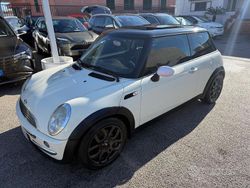 Beige Usata 2003 Mini Cooper Due volumi | 3990 € (Molto cara)