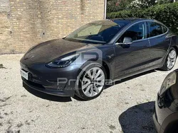 Grigio Usata 2019 Tesla Model 3 Long Range Tre volumi | 25.500 € (Buon prezzo)