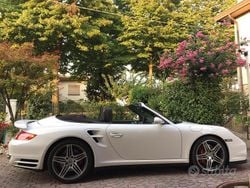 Usata 2008 Porsche 997 Turbo Cabrio | 105.000 €