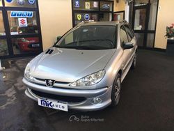 Chiaro Usata 2005 Peugeot 206 Quiksilver Station wagon | 3900 € (Cara)