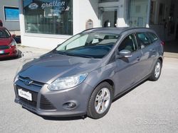 Marrone Usata 2011 Ford Focus Station wagon | 5200 € (Buon prezzo)