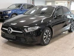 Nero Usata 2020 Mercedes A180 Business Tre volumi | 23.400 € (Buon prezzo)