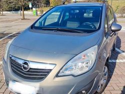 Usata 2010 Opel Meriva Monovolume | 3900 € (Buon prezzo)