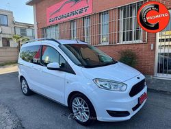 Bianco Usata 2015 Ford Tourneo Courier Titanium Monovolume | 9990 € (Buon prezzo)