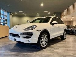 Bianco Usata 2010 Porsche Cayenne SUV | 21.900 € (Buon prezzo)