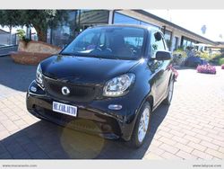 Nero Usata 2017 Smart ForTwo Coupé Passion Due volumi | 12.000 € (Buon prezzo)