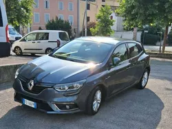 Usata 2016 Renault Mégane III Intens Tre volumi | 9900 € (Buon prezzo)