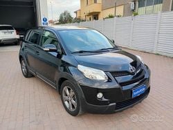 Nero Usata 2010 Toyota Urban Cruiser Luxury SUV | 6700 € (Buon prezzo)
