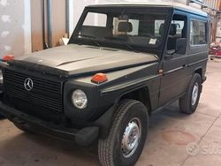Nero Usata 1988 Mercedes G250 SUV | 14.000 €