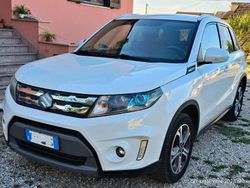 Bianco Usata 2015 Suzuki Vitara SUV | 8900 € (Super prezzo)