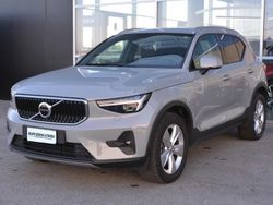 Grigio Usata 2025 Volvo XC40 Core SUV | 34.500 € (Molto cara)