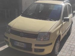 Giallo Usata 2009 Fiat Panda Tre volumi | 2850 € (Ottimo prezzo)