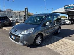 Grigio Usata 2012 Peugeot Partner Tepee Outdoor Monovolume | 4999 € (Buon prezzo)
