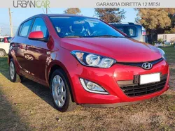Grigio Usata 2014 Hyundai i20 Edition Tre volumi | 6950 € (Ottimo prezzo)