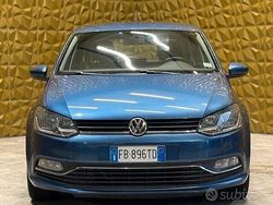 Blu Usata 2015 VW Polo Comfortline Tre volumi | 5900 € (Buon prezzo)