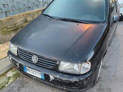 Usata 1999 VW Polo Due volumi | 1000 €