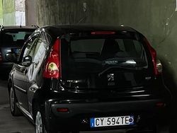 Nero Usata 2005 Peugeot 107 Due volumi | 2750 € (Buon prezzo)