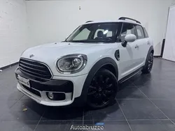 Light white Usata 2019 Mini One D Countryman SUV | 21.500 € (Buon prezzo)