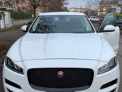 Usata 2018 Jaguar F-Pace Pure SUV | 17.000 € (Super prezzo)