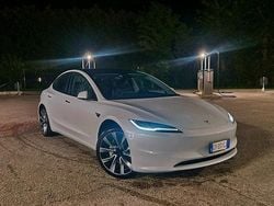 Bianco Usata 2025 Tesla Model 3 RWD Tre volumi | 35.800 € (Buon prezzo)