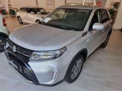 Argento Usata 2024 Suzuki Vitara Cool SUV | 25.900 € (Cara)